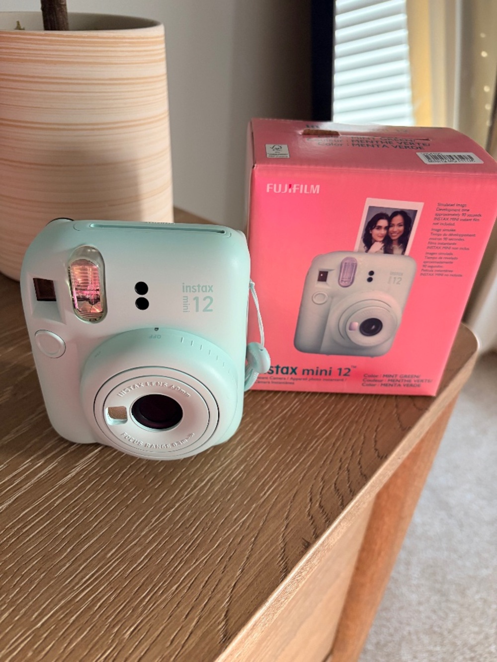 Instax Fujifilm camera mini 12 new